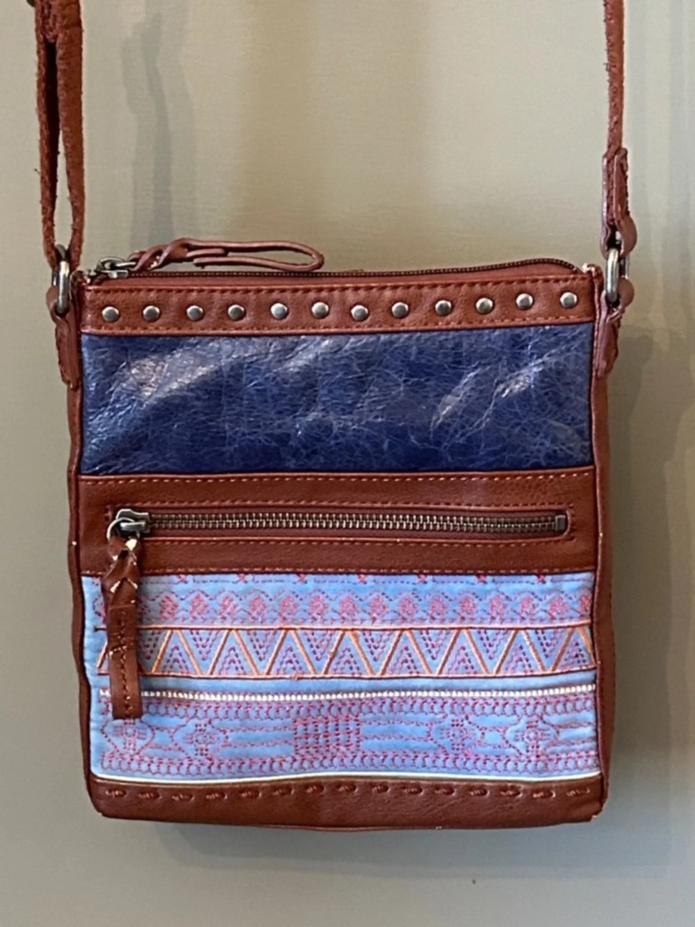 The Sak Pax Swing Pack Crossbody Bag Purse